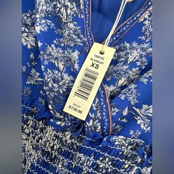 MAX STUDIO NWT Blue Floral Smocked Flutter Sleeve Dress Sz XS $138 - Picture 4 of 6